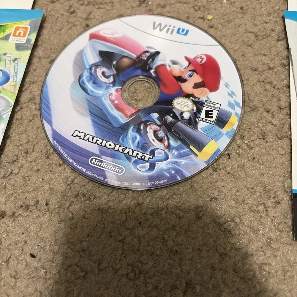 Nintendo Wii U Mario Kart 8 Nintendo Land Complete W/ Manual